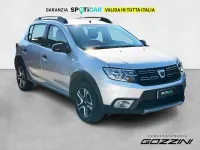 Usata Dacia Sandero 90 CV (66 kW) 2018 Argento Utilitaria