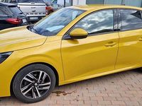 Usata Peugeot 208 Allure 101 CV (74 kW) 2021 Giallo Utilitaria