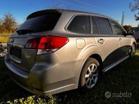 Usata Subaru Legacy 149 CV (109 kW) 2011 Grigio Station wagon