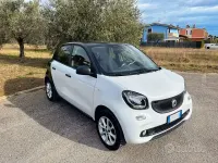 Usata Smart ForFour Passion 71 CV (52 kW) 2016 Bianco Utilitaria