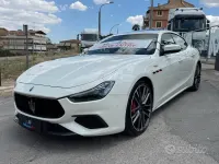 Usata Maserati Ghibli 581 CV (427 kW) 2021 Bianco Berlina