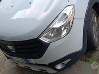 Usata Dacia Dokker Stepway 90 CV (66 kW) 2016 Bianco Monovolume