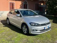 Usata VW Polo Comfortline 75 CV (55 kW) 2018 Grigio Utilitaria
