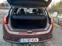 Begagnad Kia Ceed 2012 Brun Halvkombi