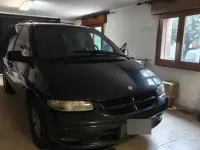 Usata Chrysler Voyager 116 CV (85 kW) 2000 Nero Monovolume