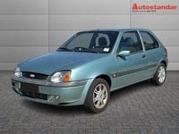 Usata Ford Fiesta Ghia 75 CV (55 kW) 2001 Blu Utilitaria