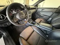 Usata Mercedes A160 90 CV (66 kW) 2018 Grigio Utilitaria