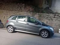 Usata Mercedes B180 Chrome 109 CV (80 kW) 2011 Grigio Monovolume