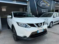 Usata Nissan Qashqai N-Connecta 131 CV (96 kW) 2017 Bianco SUV