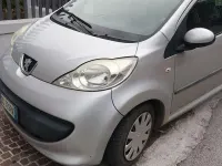Usata Peugeot 107 54 CV (39 kW) 2007 Utilitaria
