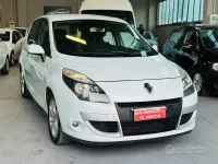 Usata Renault Scénic III Dynamique 110 CV (80 kW) 2010 Bianco Berlina