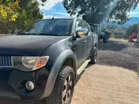 Usata Mitsubishi L 136 CV (100 kW) 2008 Nero SUV
