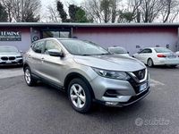 Usata Nissan Qashqai N-Connecta 130 CV (95 kW) 2019 Grigio SUV