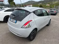 Usata Lancia Ypsilon S 95 CV (69 kW) 2016 Grigio Utilitaria