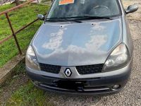 Usata Renault Clio II 75 CV (55 kW) 2003 Berlina