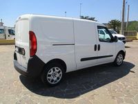 Usata Fiat Doblò 120 CV (88 kW) 2017 Bianco Monovolume
