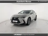 Usata Lexus NX450h+ 309 CV (227 kW) 2023 Argento SUV