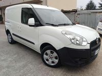 Usata Fiat Doblò 90 CV (66 kW) 2011 Bianco Monovolume