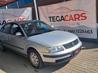 Usata VW Passat 150 CV (110 kW) 1997 Grigio Berlina