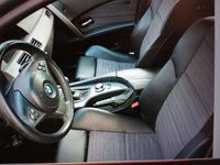 Usata BMW 530 218 CV (160 kW) 2004 Grigio Station wagon