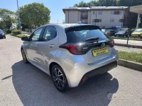 Usata Toyota Yaris Hybrid Trend 92 CV (67 kW) 2021 Grigio SUV