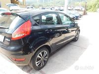 Usata Ford Fiesta Titanium 70 CV (51 kW) 2010 Nero Utilitaria