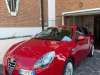 Usata Alfa Romeo Giulietta 105 CV (77 kW) 2015 Rosso Utilitaria