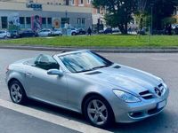 Usata Mercedes SLK200 163 CV (119 kW) 2007 Grigio Cabrio