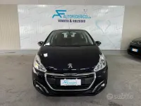 Usata Peugeot 208 Allure 75 CV (55 kW) 2017 Blu Utilitaria