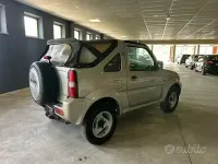 Usata Suzuki Jimny 65 CV (47 kW) 2004 Grigio SUV