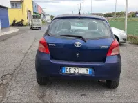 Usata Toyota Yaris Sol 69 CV (50 kW) 2006 Blu Berlina