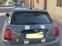 Usata Mini Cooper SE Essential 135 kW (184 CV) 2021 Grigio Utilitaria