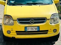 Usata Opel Agila 75 CV (55 kW) 2003 Giallo Monovolume