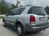 Usata SsangYong Rexton 165 CV (121 kW) 2005 Grigio SUV