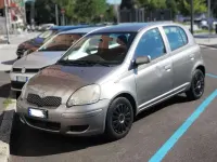 Usata Toyota Yaris Sol 87 CV (63 kW) 2004 Grigio Utilitaria