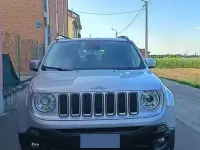 Usata Jeep Renegade 140 CV (102 kW) 2015 Grigio SUV
