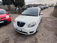 Usata Lancia Ypsilon 75 CV (55 kW) 2009 Bianco Utilitaria