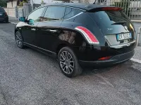 Usata Lancia Delta 165 CV (121 kW) 2009 Utilitaria