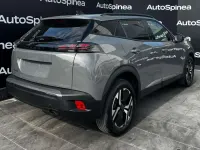 Usata Peugeot 2008 Allure 102 CV (75 kW) 2025 Gray SUV