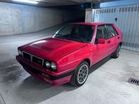 Usata Lancia Delta 196 CV (144 kW) 1989 Rosso Utilitaria