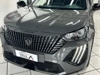 Usata Peugeot 2008 Active 101 CV (74 kW) 2024 Grigio SUV
