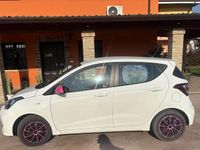 Usata Hyundai i10 83 CV (61 kW) 2018 Bianco Utilitaria