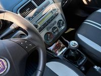 Usata Fiat Punto 80 CV (58 kW) 2009 Bianco Berlina