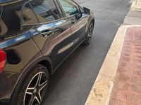 Usata Mercedes GLA200 136 CV (100 kW) 2016 Nero SUV