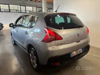 Usata Peugeot 3008 Business-Line 112 CV (82 kW) 2012 Grigio Station wagon
