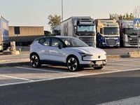 Usata Volvo EX30 Performance 116 kW (158 CV) 2025 Blu/azzurro SUV