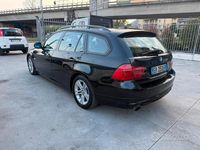 Begagnad BMW 320 Efficient Dynamics 143 HK (105 kW) 2009 Svart Kombi