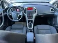 Usata Opel Astra 101 CV (74 kW) 2013 Grigio scuro Station wagon