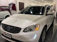 Usata Volvo XC60 Kinetic 149 CV (109 kW) 2015 Bianco SUV