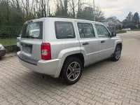 Usata Jeep Patriot Limited 140 CV (102 kW) 2010 Bianco SUV